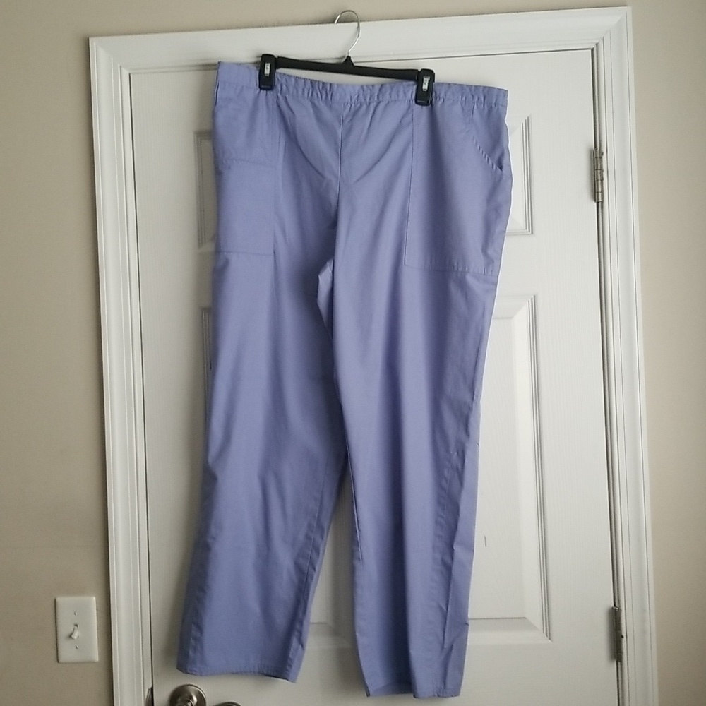 Beverly Hills Women's Scrub Pants